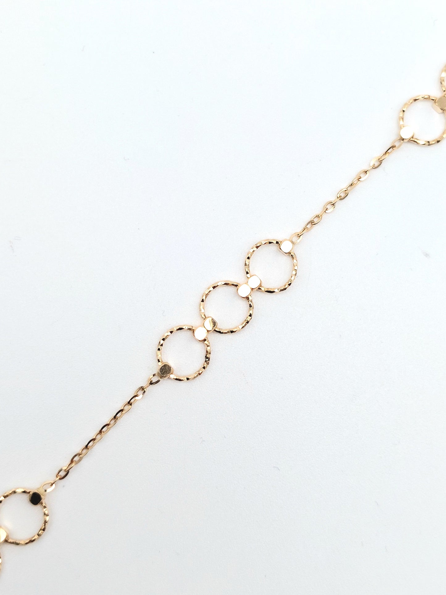 Bracciale a catena, Diamond Loop Collection, con cerchi e cubetti, in Oro Giallo 18 KT.BR-D-ORO031.