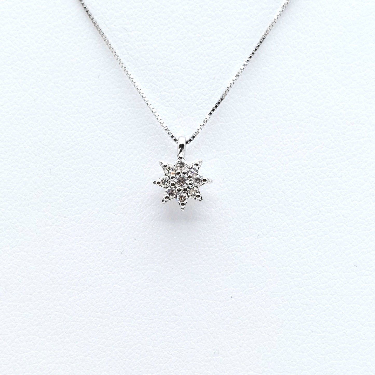 Collana con pendente in oro 18 carati con Diamanti naturali. COLBR008.