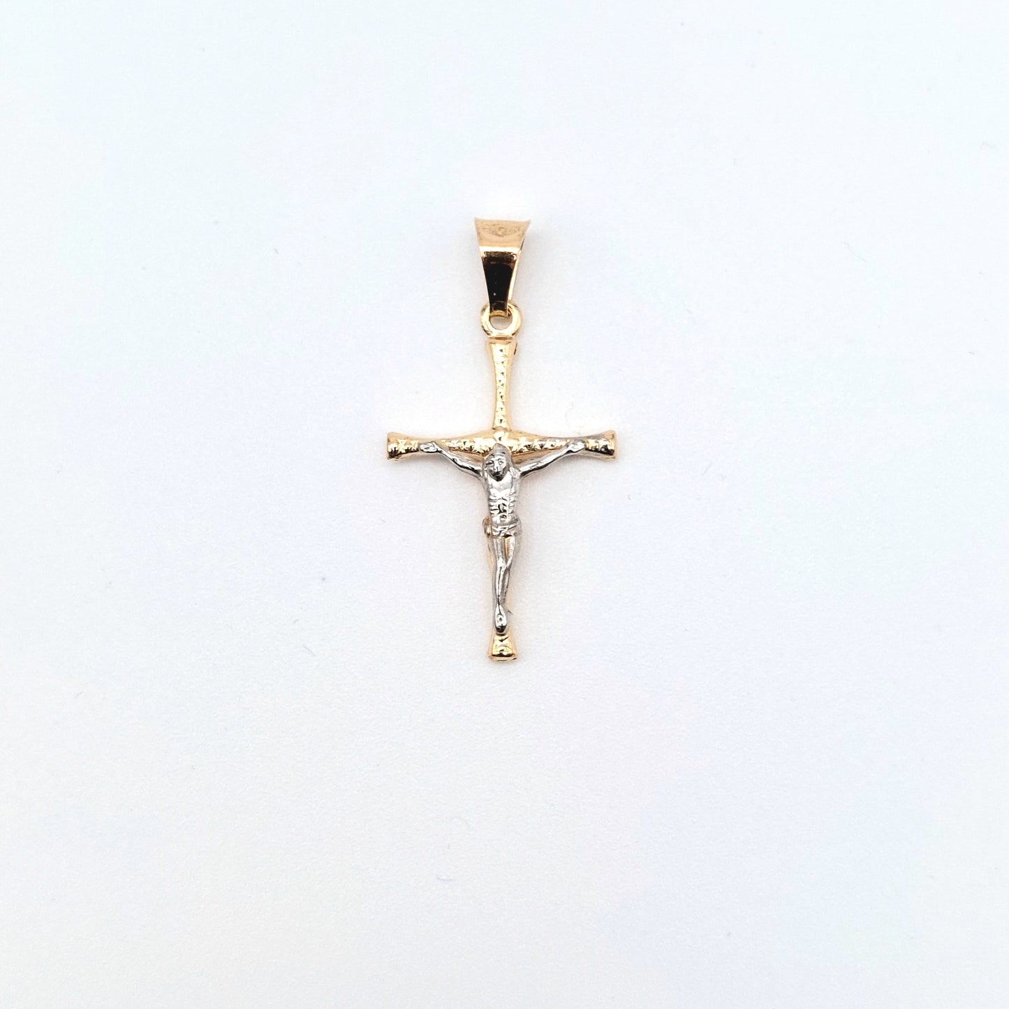 Croce in oro giallo e bianco 18 kt. CR-ORO001.