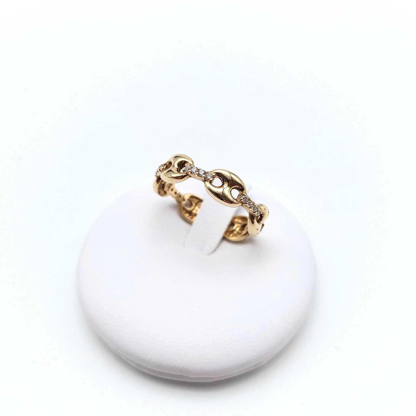 Anello a maglia marina in oro giallo 18 KT con zirconi. AN-ORO036.