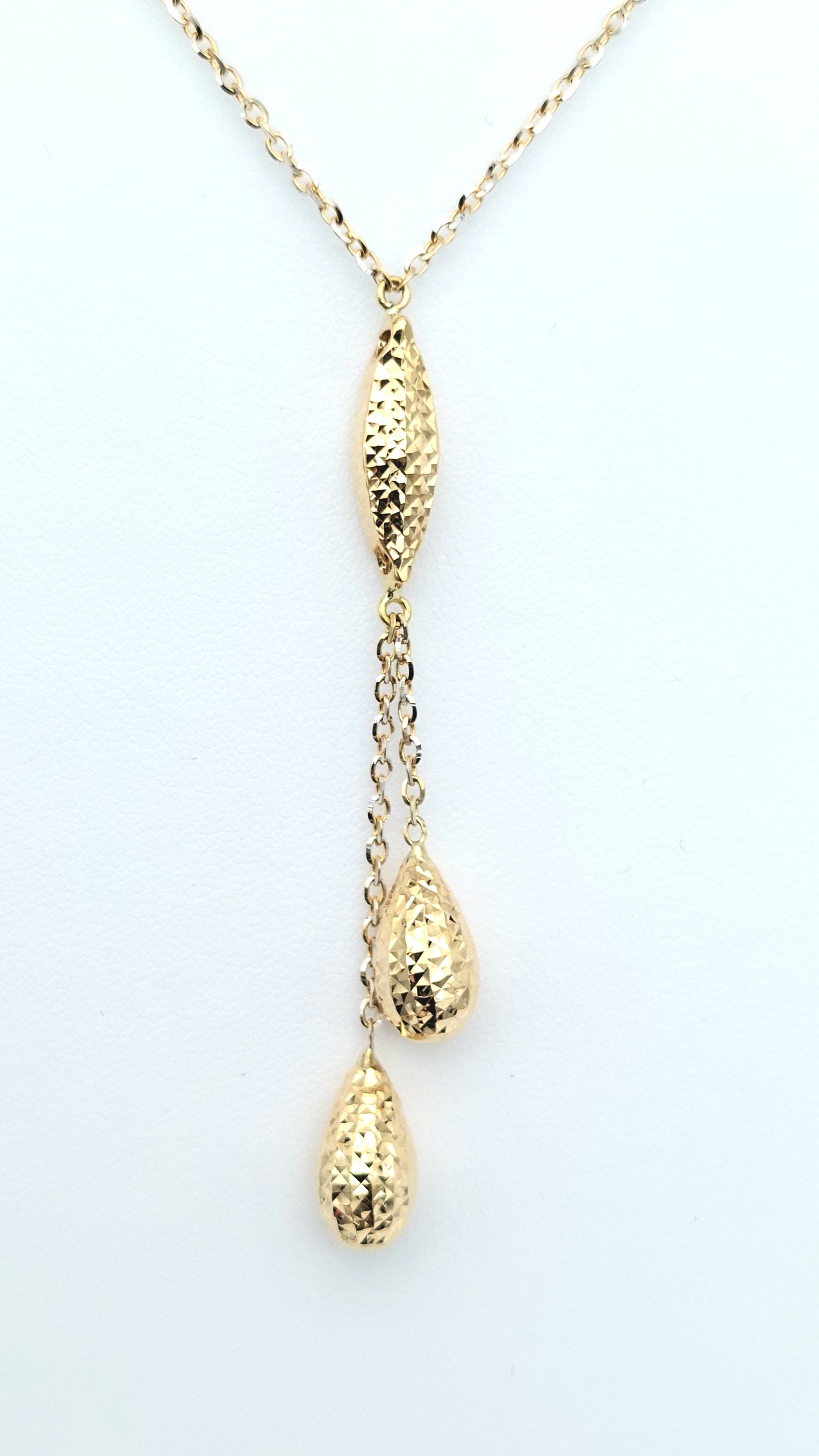 Collana a catena con elementi diamantati in oro giallo 18 KT. COL-D-ORO021.