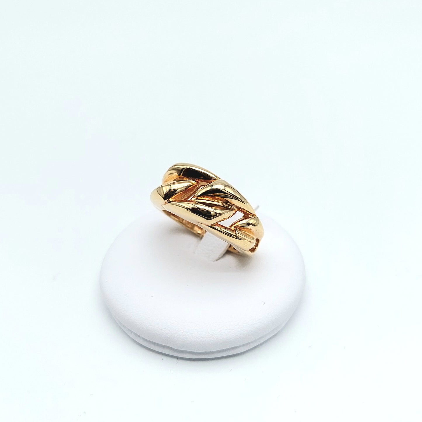 Anello da donna in oro giallo 18 KT. AN-ORO029.