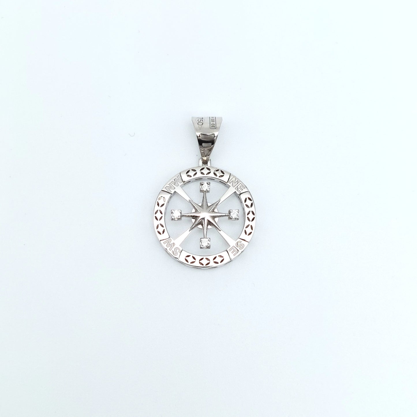 Medaglia rosa dei venti in oro bianco 18 kt. MED-ORO008.