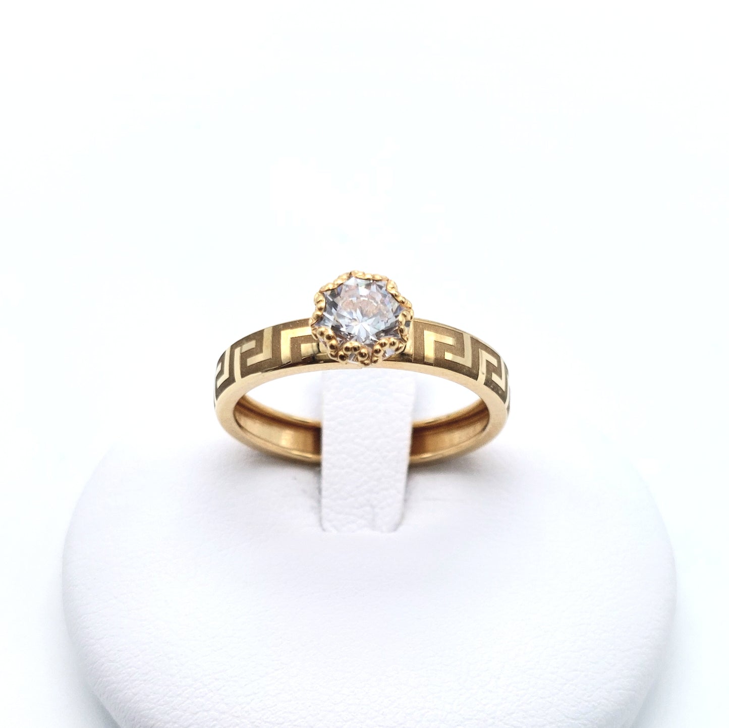 Anello solitario in oro giallo 18 kt. AN-ORO045.