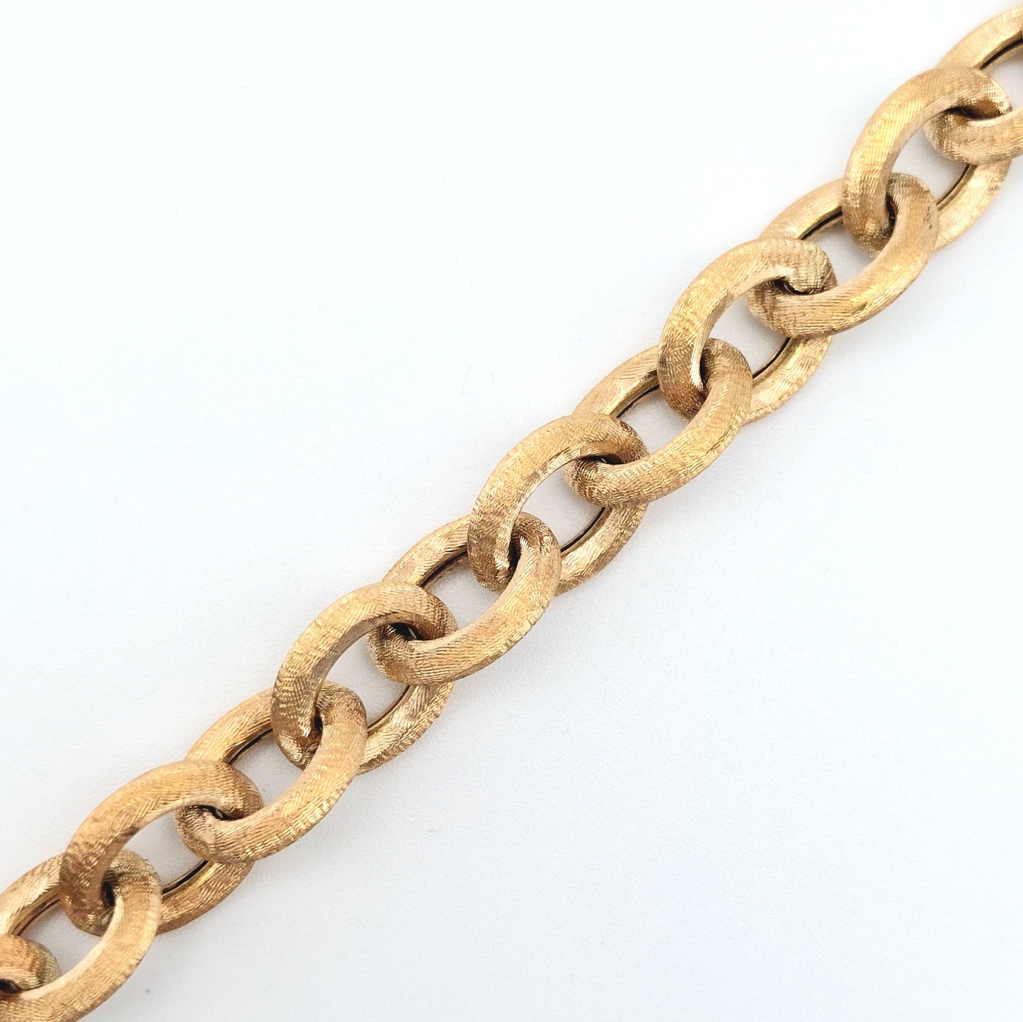Bracciale a catena da Donna, diamantato a mano, in oro giallo 18 kt. BR-D-ORO016.