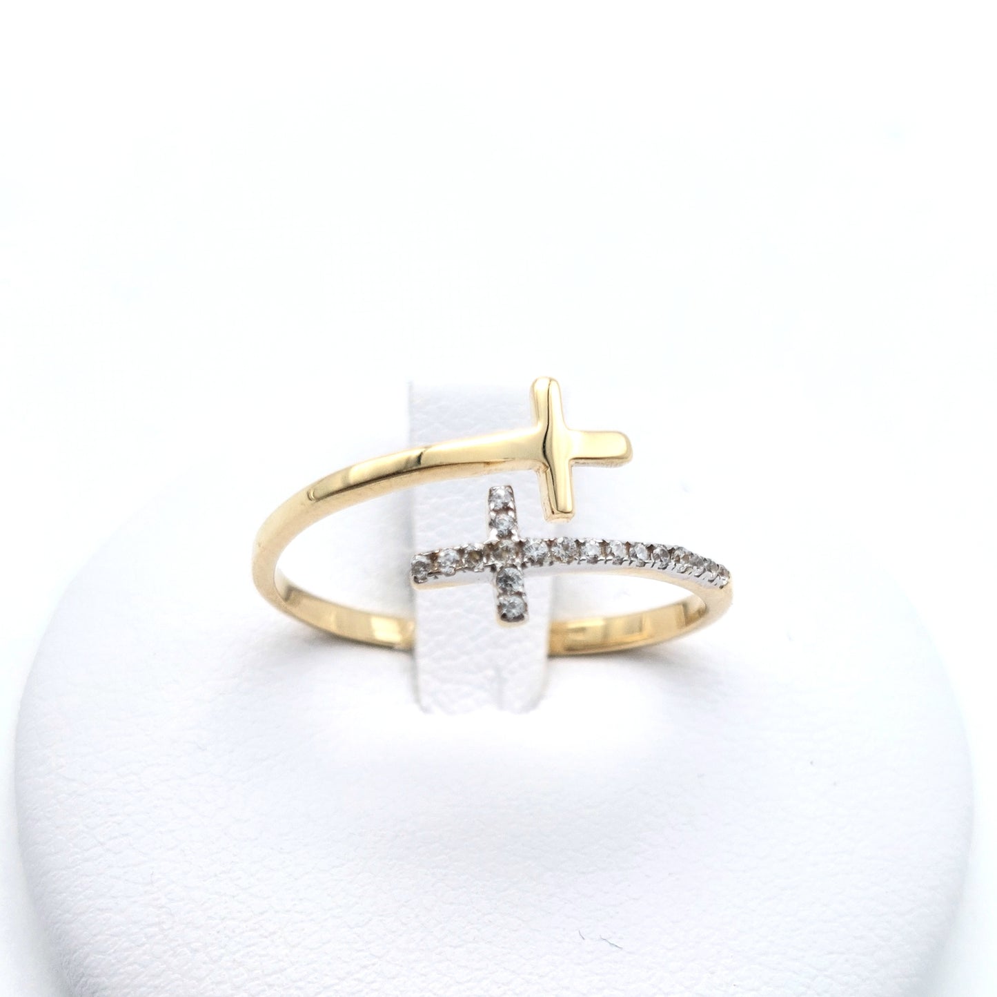 Anello da donna in oro giallo 18 KT. AN-ORO070.