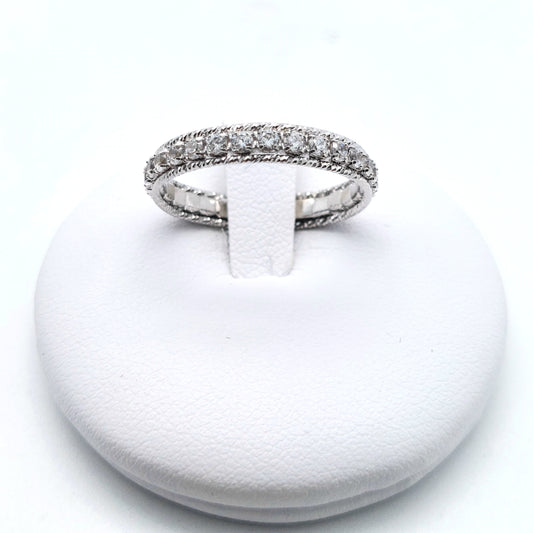 Anello da donna in oro bianco 18 KT, con zirconi bianchi. AN-ORO075.