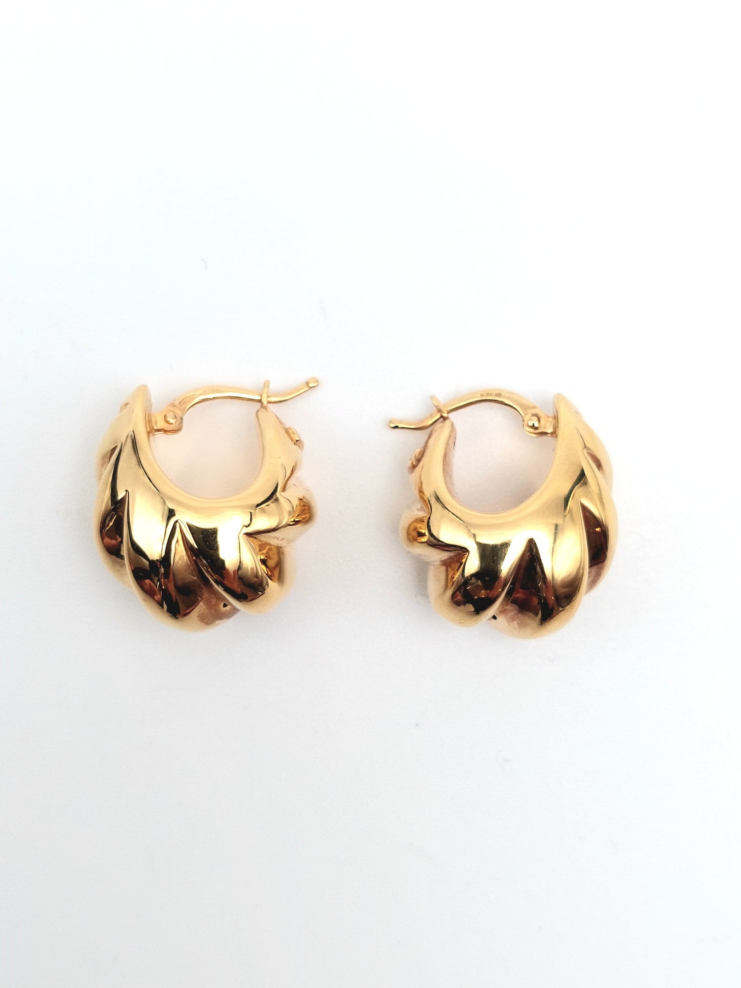 Orecchini elettroformati in oro giallo 18 KT. OR-ORO009.