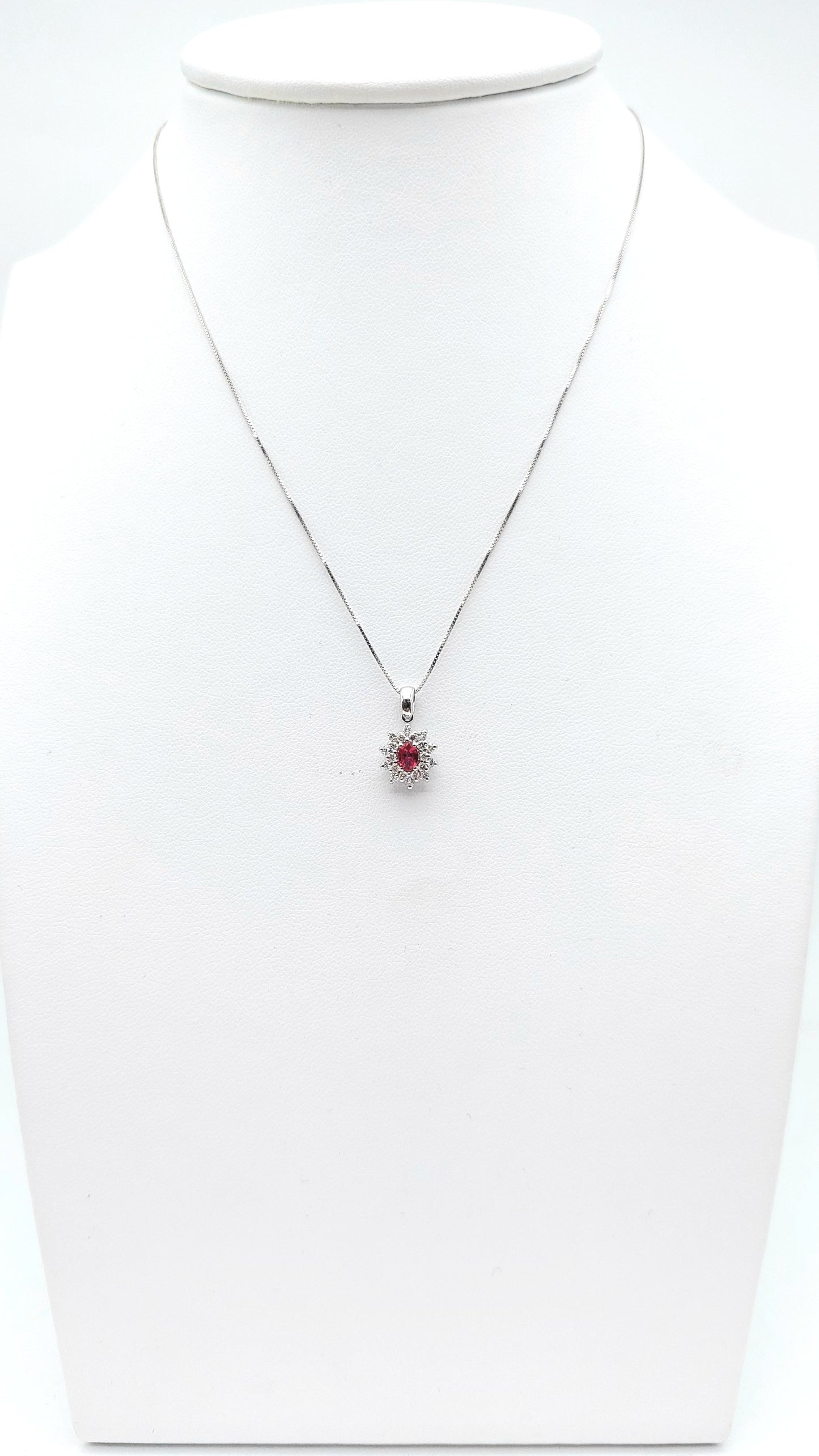 Collana con pendente in oro 18 carati con Rubino e Diamanti naturali. COLBR036.
