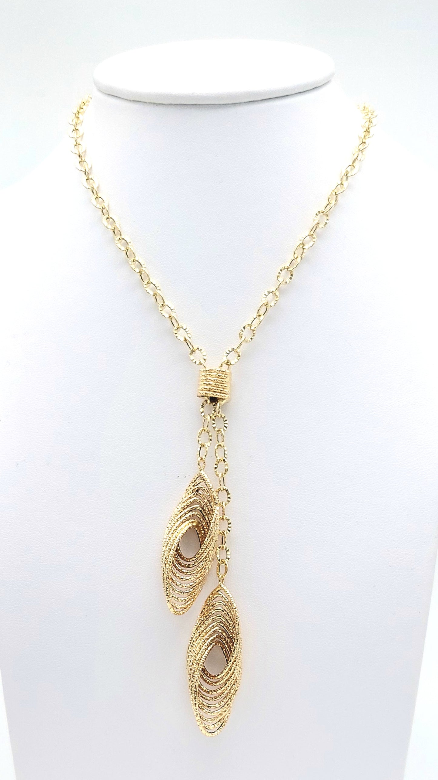 Collana a catena con elementi diamantati in oro giallo 18 KT. COL-D-ORO026.