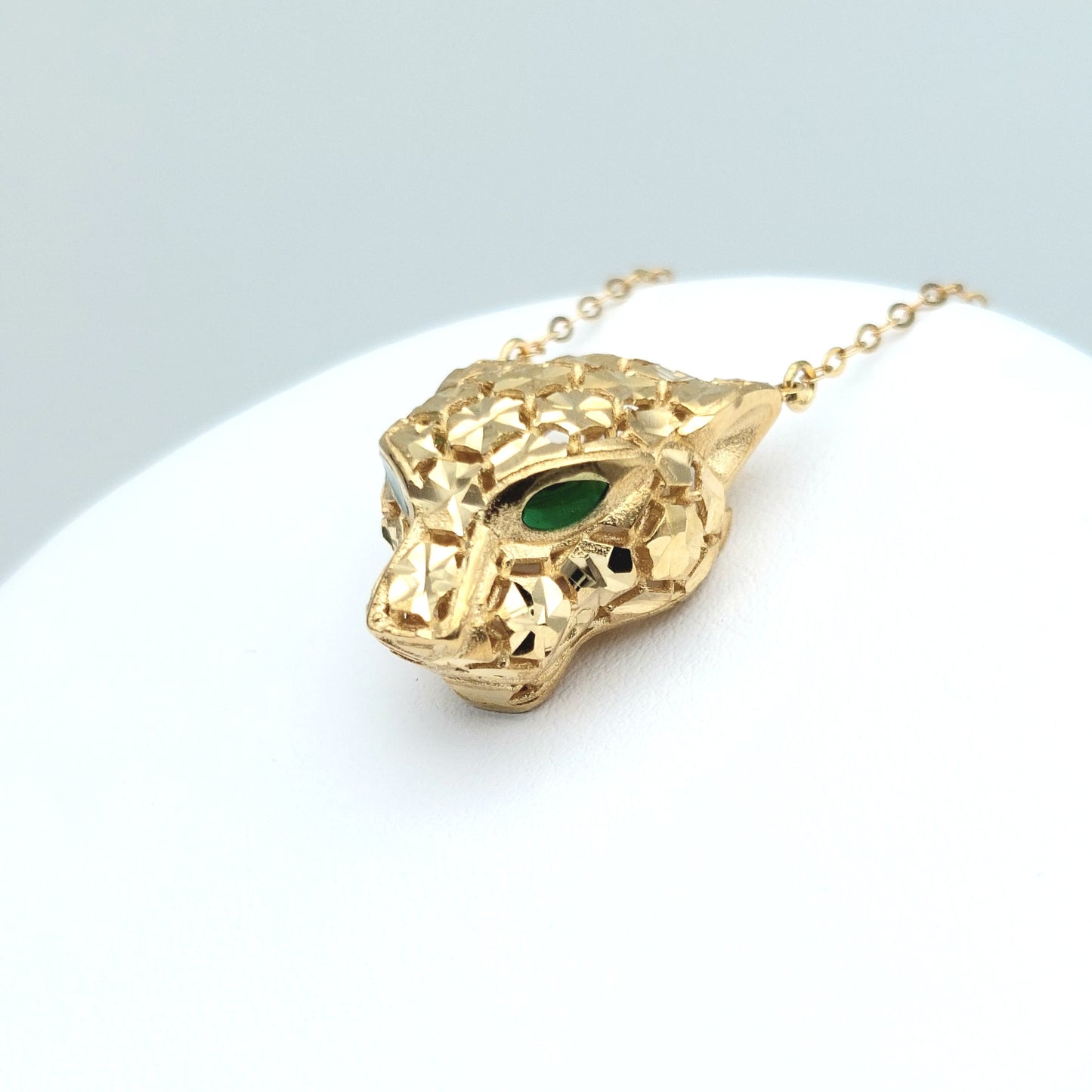Collana acatena con testa di pantera diamantata in oro giallo 18 KT. COL-D-ORO022.