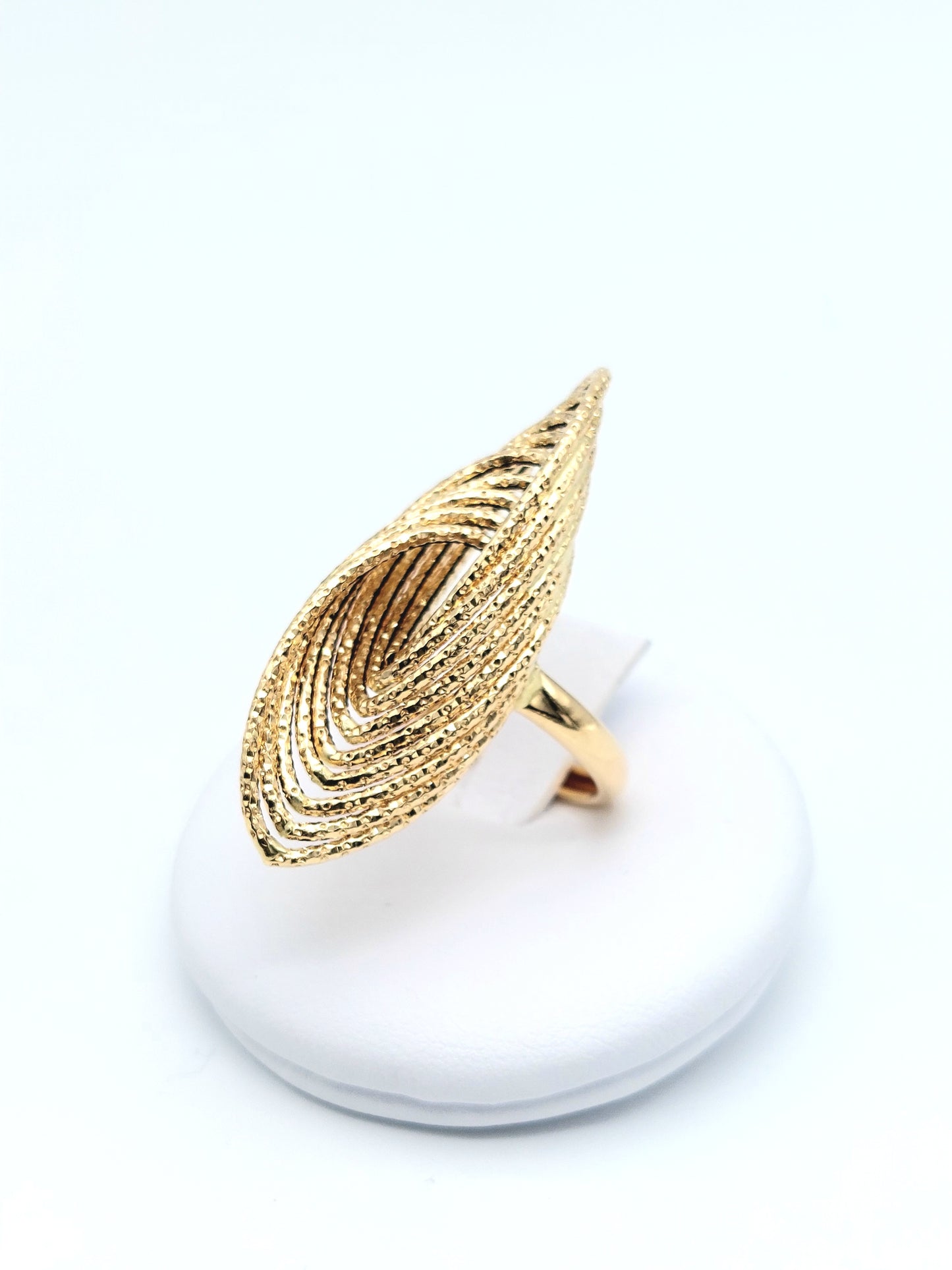 Anello in oro giallo 18 kt. AN-ORO001.