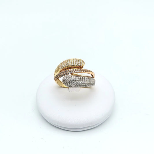 Anello in oro 3 colori con zirconi in 18 kt. AN-ORO002