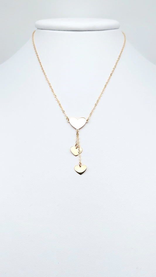 Collana a catena con centrale e pendenti a cuore in oro giallo 18 KT cm 45. COL-D-ORO006.
