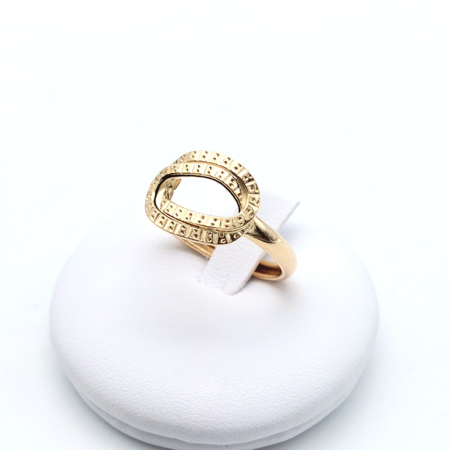 Anello in oro giallo 18 kt. AN-ORO047.