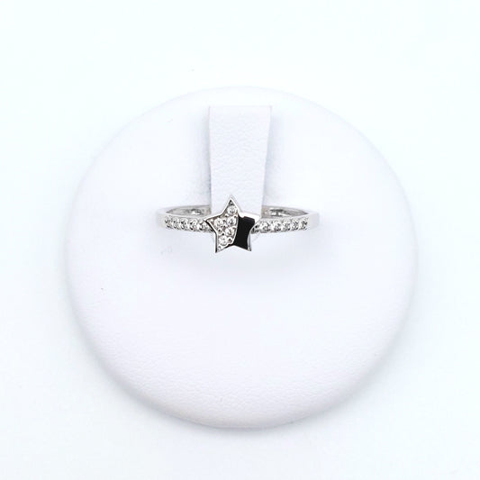 Anello stella con zirconi in oro bianco 18 KT. AN-ORO055.