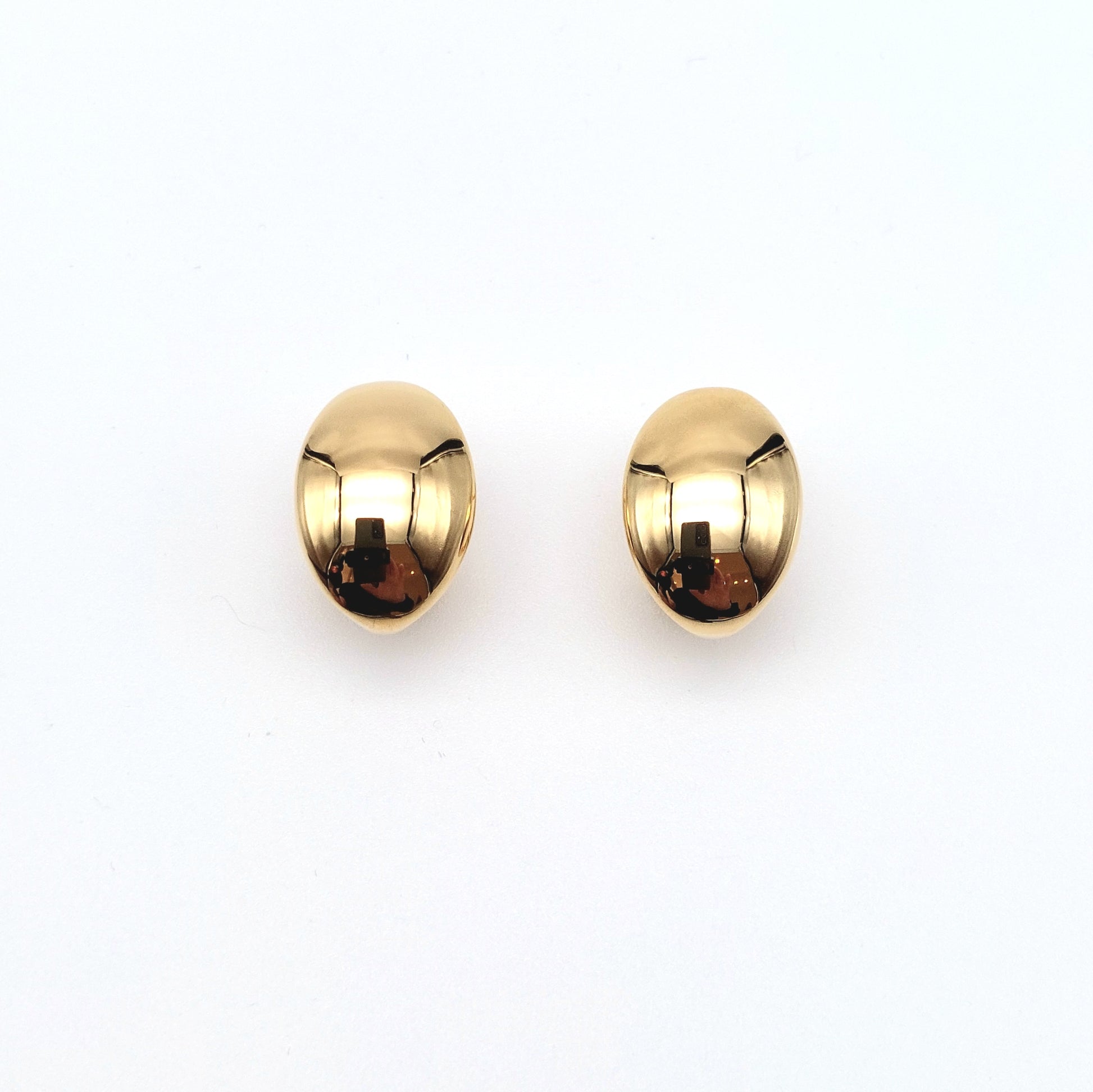 ORECCHINI IN ORO GIALLO 18 KT CON PERLE BIANCHE ORECCHINI IN ORO GIALLO 18 KT CON PERLE BIANCHE
