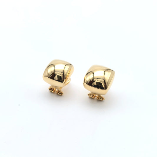 Orecchino a lobo in oro giallo 18 kt. OR-ORO003.